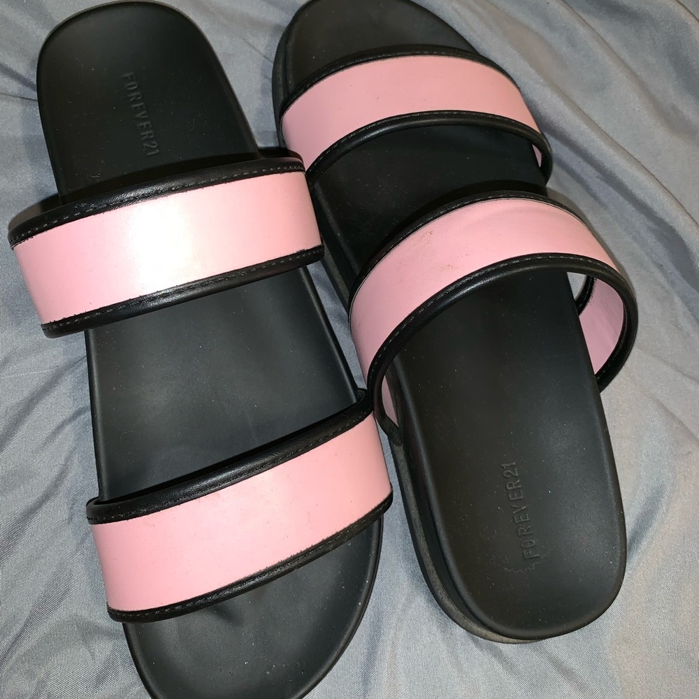 Forever 21 slides